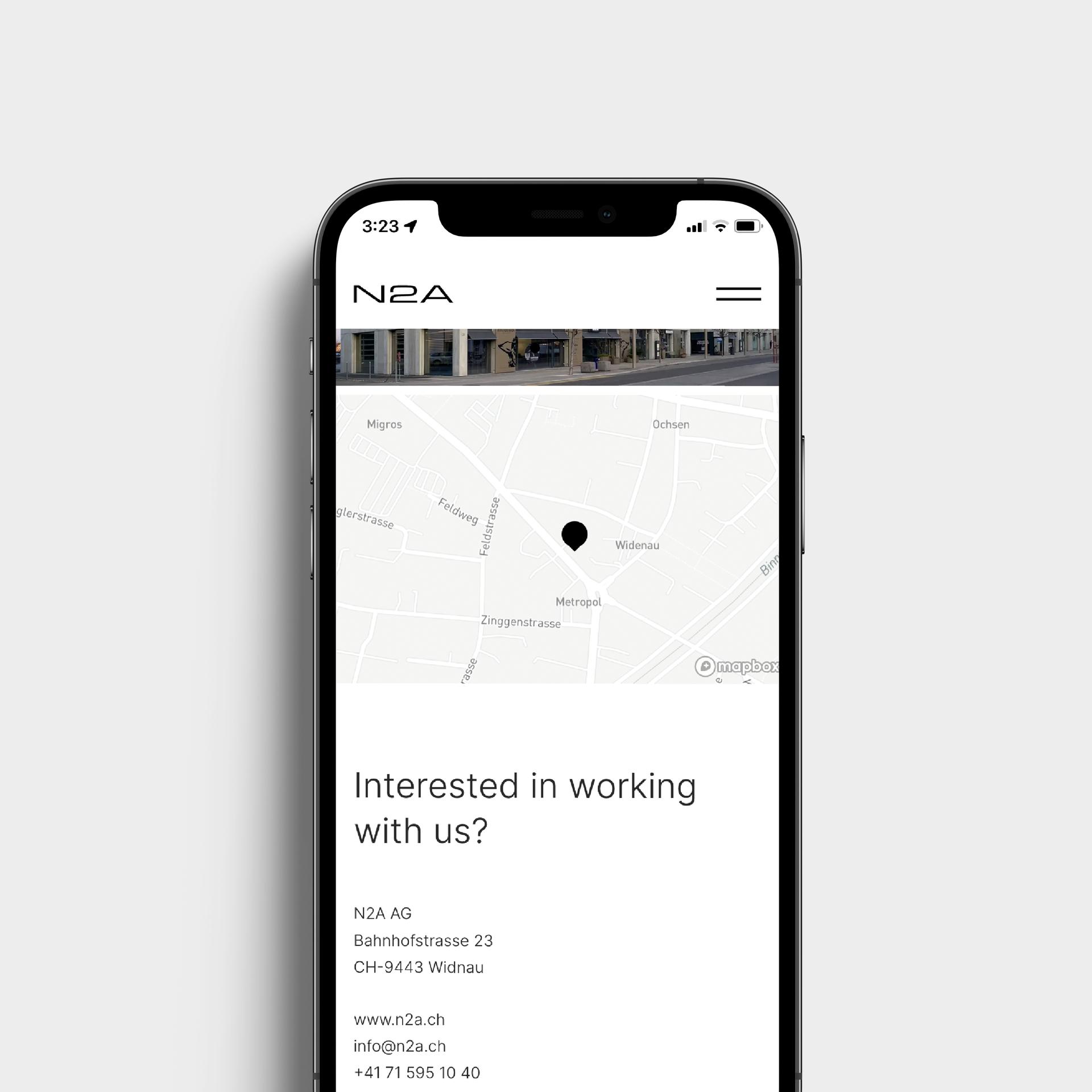 Responsive mobile mockup of the simple UI and UX Design of the N2A Website.